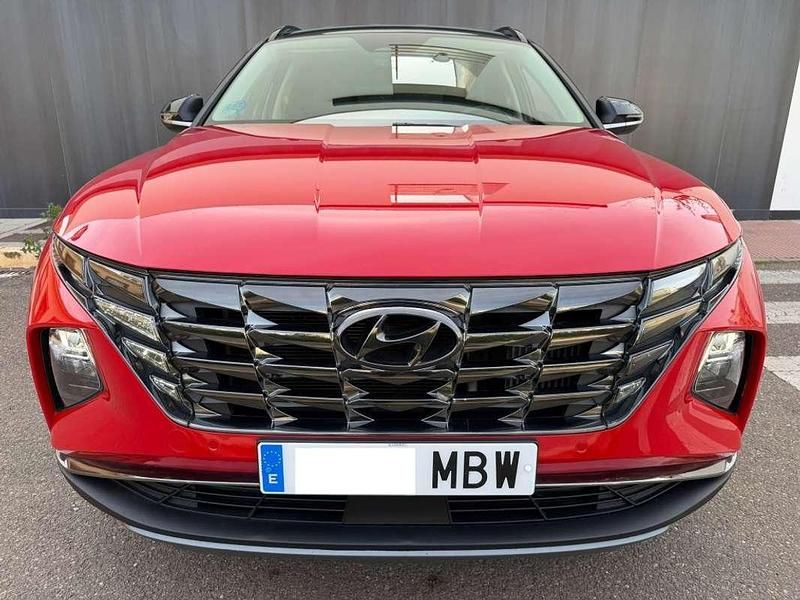 Begagnad Hyundai Tucson 136 HK (100 kW) 2022 Röd SUV