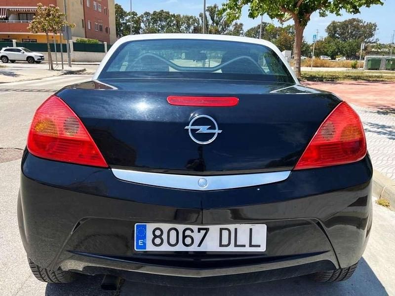 Usado Opel Tigra Sport 71 CV (52 kW) 2005 Negro Descapotable