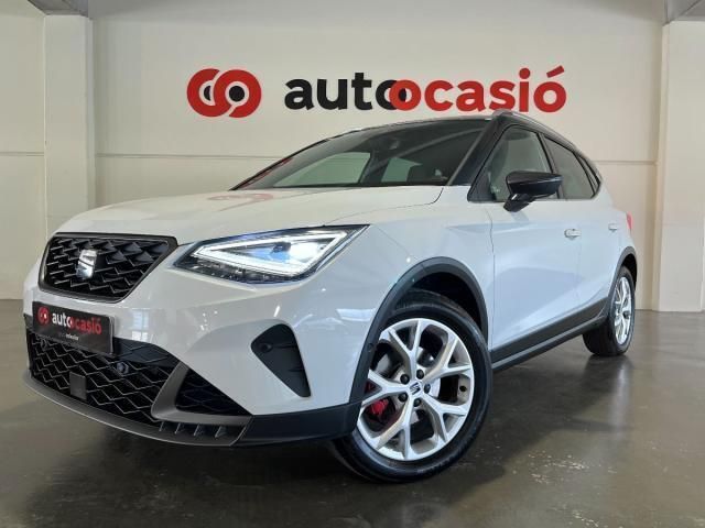 Blanco Usado 2022 Seat Arona FR SUV | 18.900 € (Precio justo) - Imagen 1/4