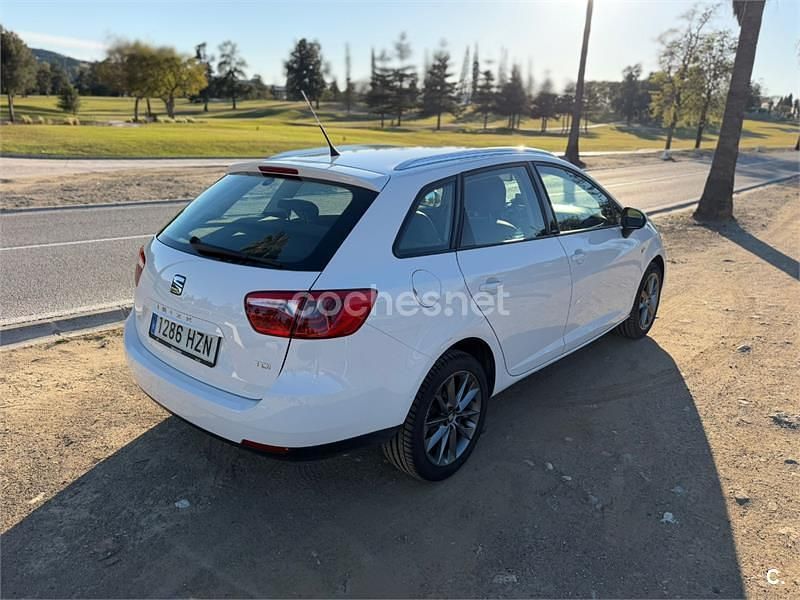 Usado Seat Ibiza ST I-Tech 90 CV (66 kW) 2014 Blanco Familiar
