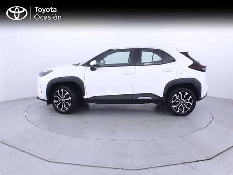 Usado Toyota Yaris Cross Active 116 CV (85 kW) 2023 Blanco SUV