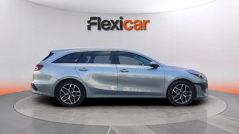 Usado Kia Ceed 141 CV (103 kW) 2022 Gris Utilitario