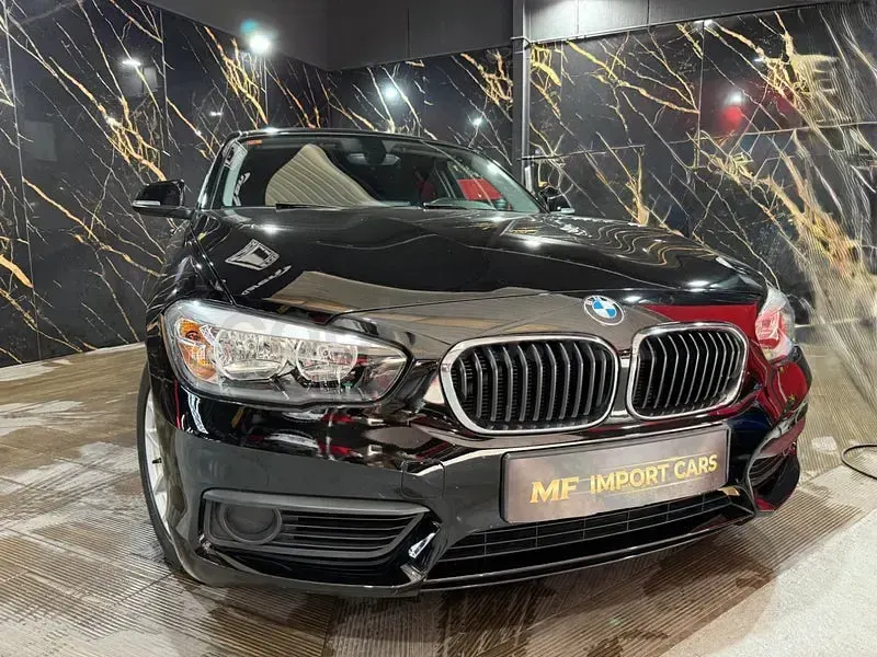 Usado BMW 116 Comfort Edition 109 CV (80 kW) 2019 Negro Utilitario