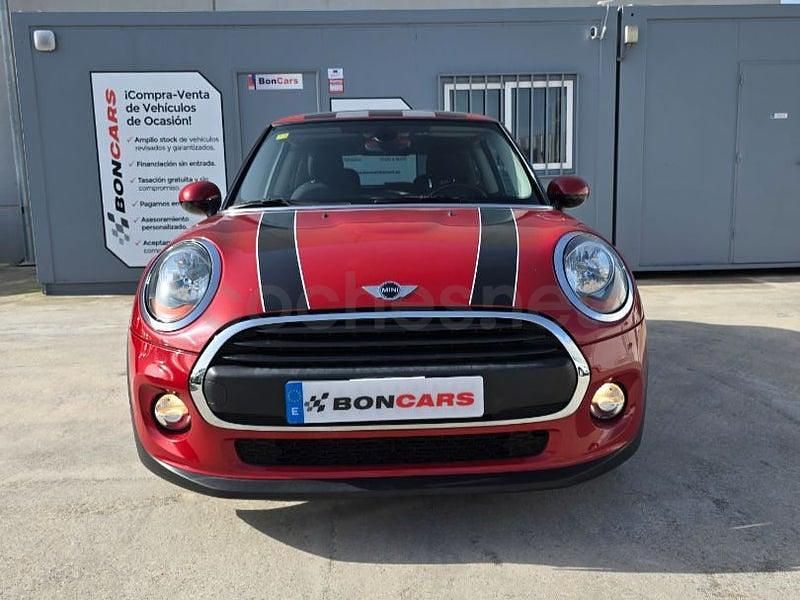 Usado Mini Cooper D 116 CV (85 kW) 2015 Rojo Utilitario