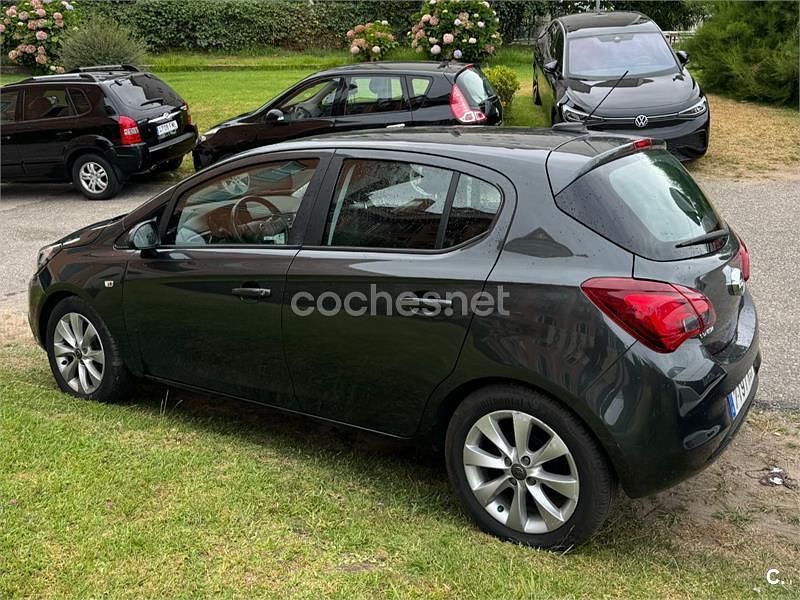 Usado Opel Corsa Selective 90 CV (66 kW) 2017 Gris / plata Berlina