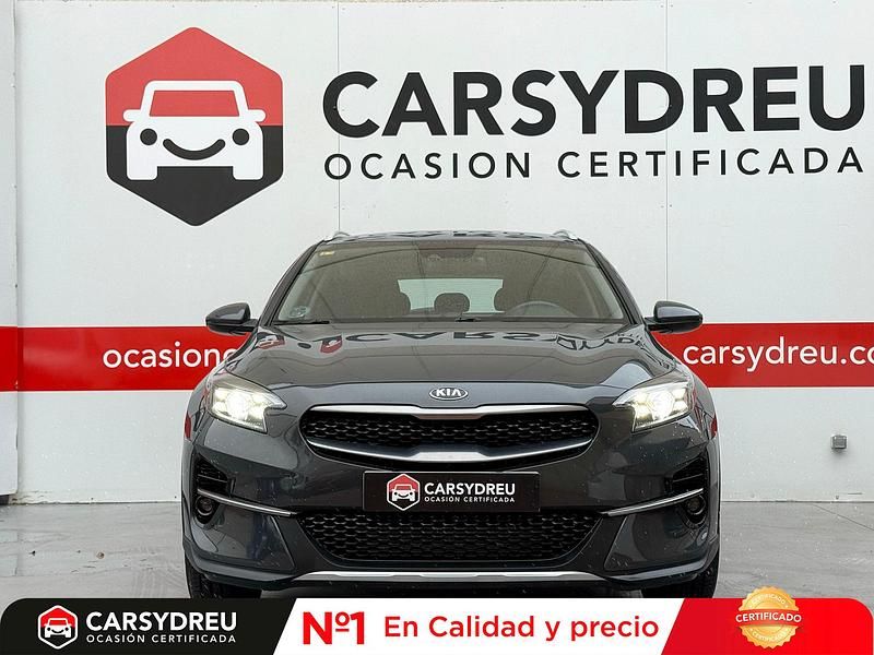 Usado Kia XCeed 120 CV (88 kW) 2020 Gris / plata SUV