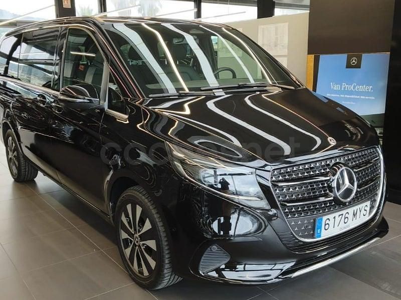 Usado Mercedes V220 Avantgarde 163 CV (119 kW) 2025 Negro Monovolumen