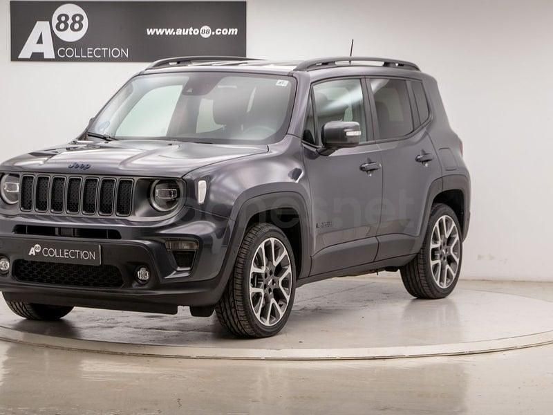 Usado Jeep Renegade 240 CV (176 kW) 2022 Gris / plata SUV