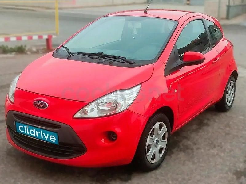 Usado Ford Ka 69 CV (50 kW) 2015 Rojo Berlina