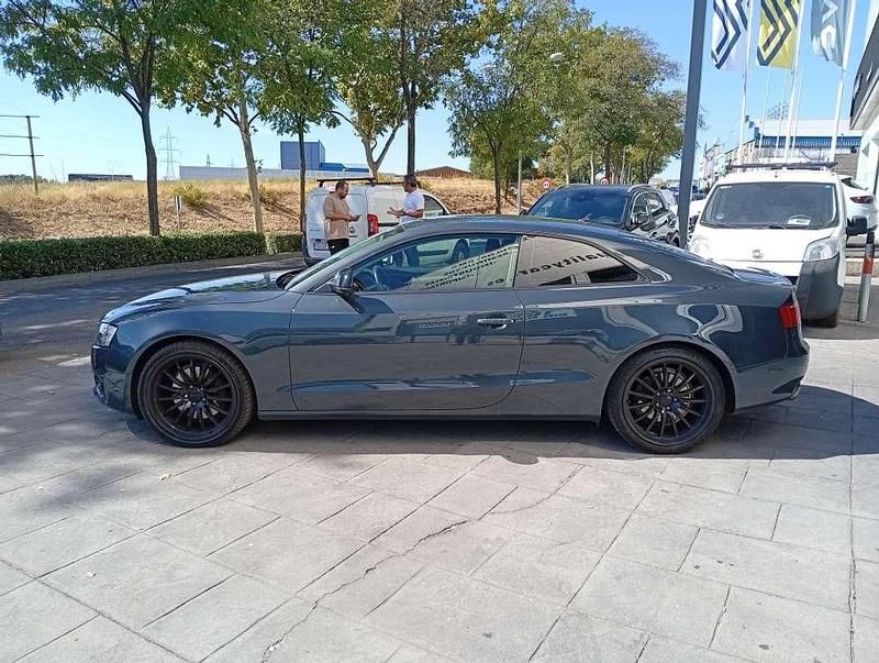 Usado Audi A5 190 CV (139 kW) 2010 Gris / plata Coupe