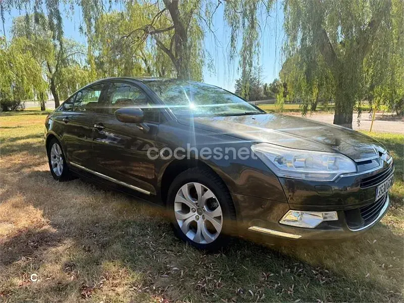 Usado Citroën C5 Exclusive 140 CV (102 kW) 2010 Verde Berlina