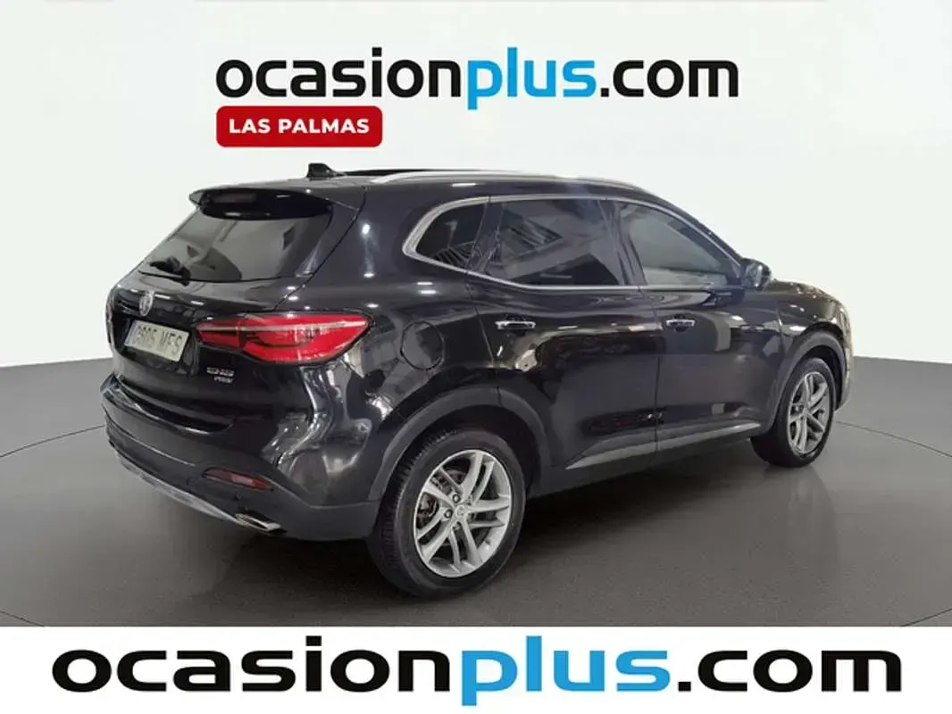 Używany MG EHS Luxury 162 KM (119 kW) 2023 Biały SUV