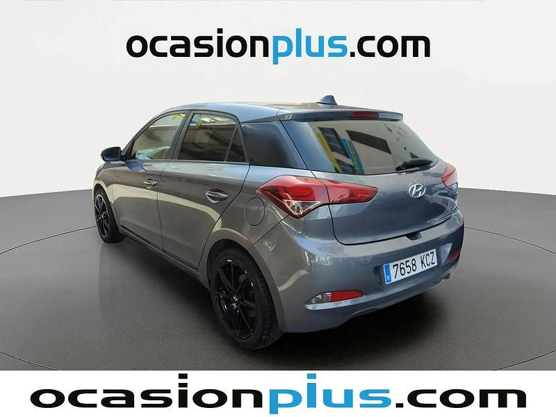 Begagnad Hyundai i20 84 HK (61 kW) 2017 Grå