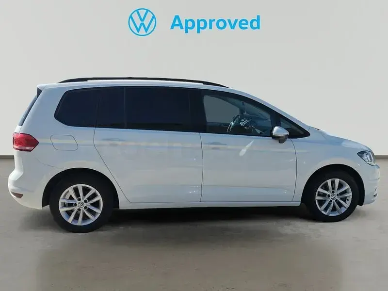 Usado VW Touran Business 115 CV (84 kW) 2017 Blanco Monovolumen