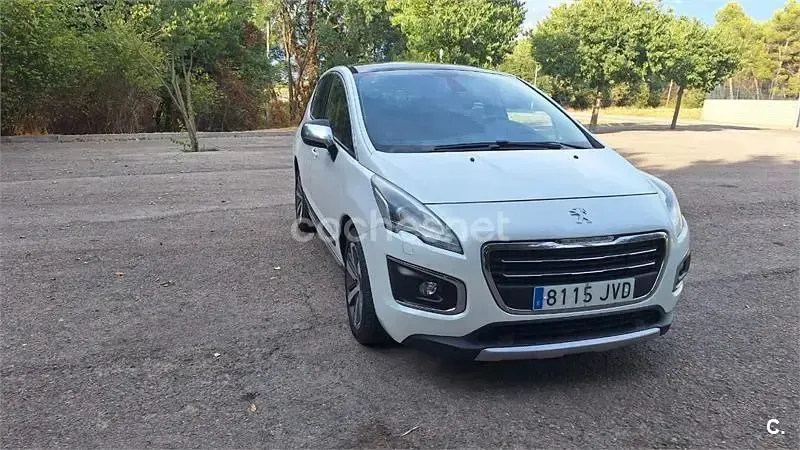 Usado Peugeot 3008 Allure 150 CV (110 kW) 2016 Blanco Berlina