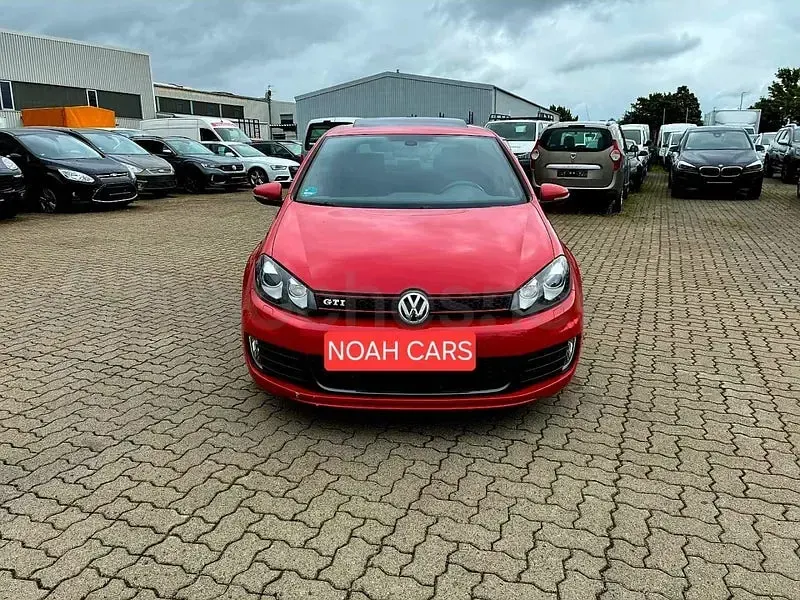 Usado VW Golf VI GTI 210 CV (154 kW) 2011 Rojo Berlina