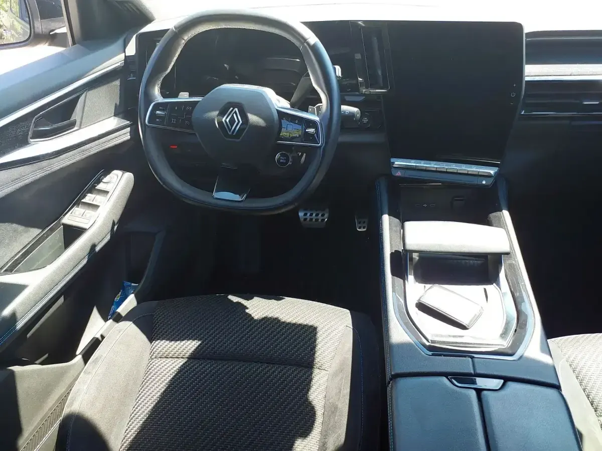 Usado Renault Austral Techno 160 CV (117 kW) 2024 Gris SUV