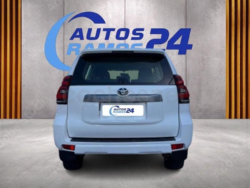 Usado Toyota Land Cruiser 204 CV (150 kW) 2020 Blanco SUV