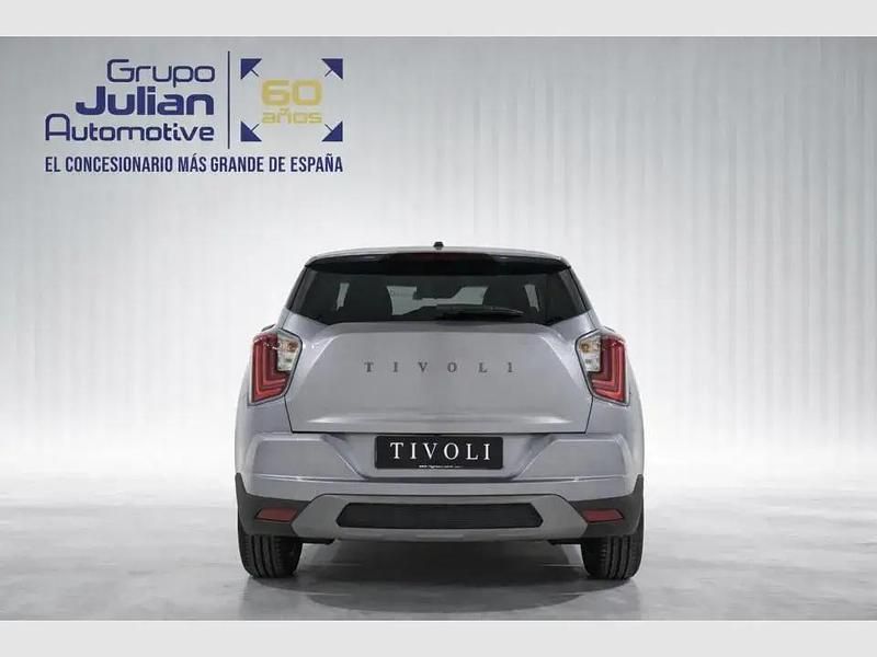 Nuevo SsangYong Tivoli 149 CV (109 kW) 2025 Gris
