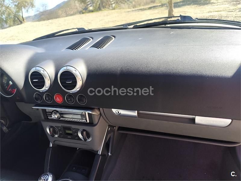 Usado Audi TT 225 CV (165 kW) 1999 Gris / plata Coupe