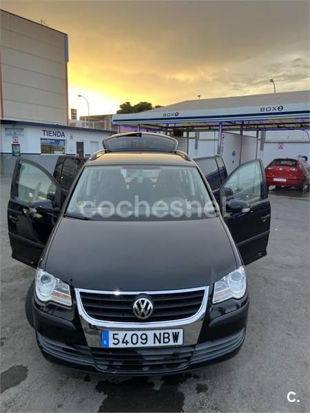 Negro Usado 2007 VW Touran Edition Monovolumen | 5999 € (Precio justo) - Imagen 1/4