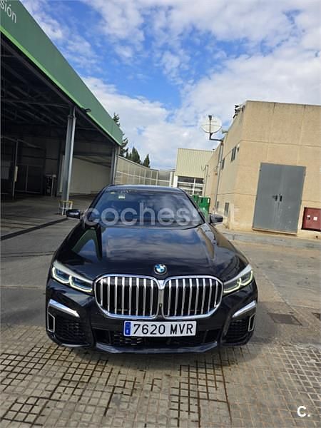 Usado BMW 740L Comfort Edition 320 CV (235 kW) 2019 Negro Berlina