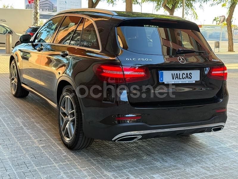Usado Mercedes GLC250 AMG line 204 CV (150 kW) 2015 Negro SUV