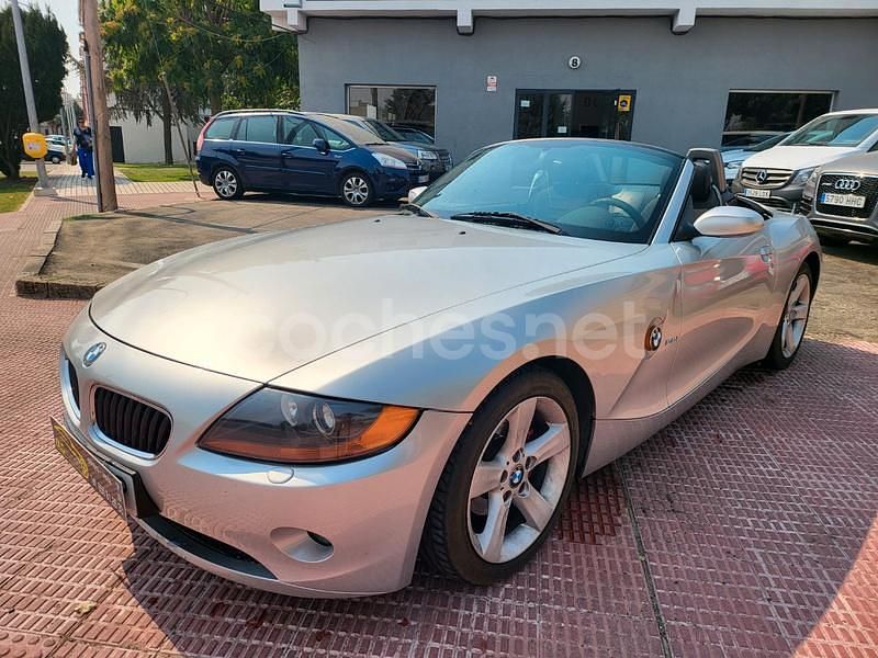 Gris / plata Usado 2004 BMW Z4 Descapotable | 7999 € (Buen precio) - Imagen 1/4