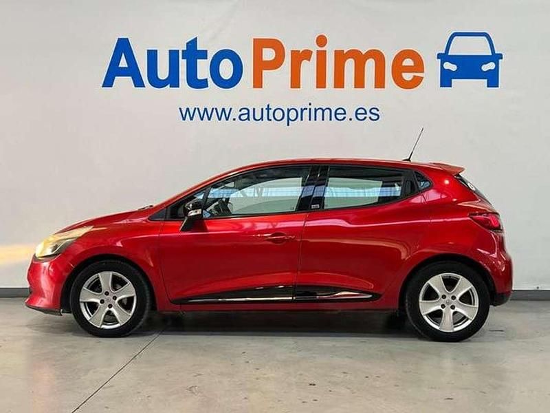 Usado Renault Clio IV Expression 90 CV (66 kW) 2012 Granate Berlina