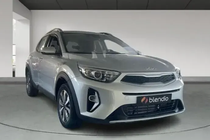 Usado Kia Stonic 100 CV (73 kW) 2024 SUV