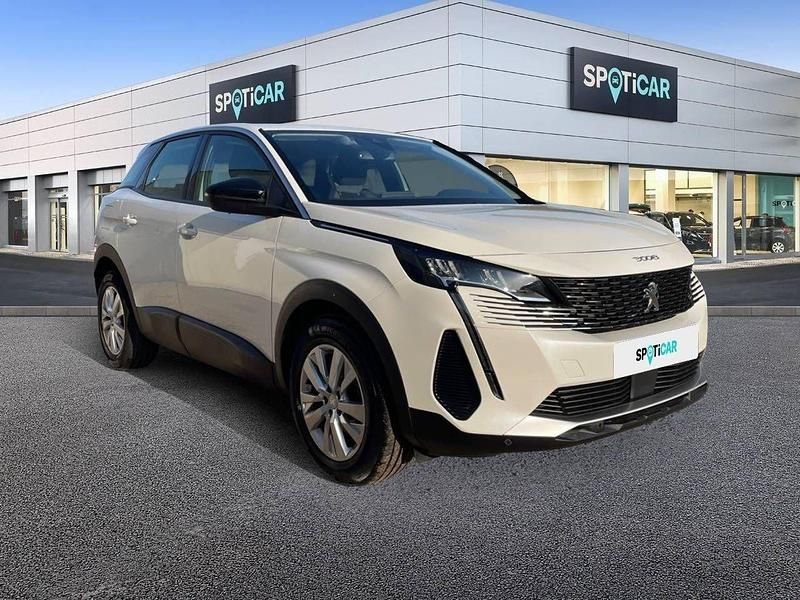 Usado Peugeot 3008 Active 130 CV (95 kW) 2021 Blanco SUV
