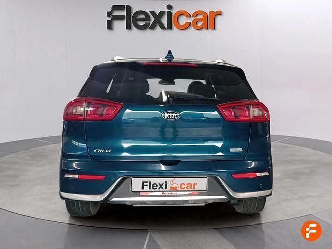 Usado Kia Niro 141 CV (103 kW) 2017 Azul SUV