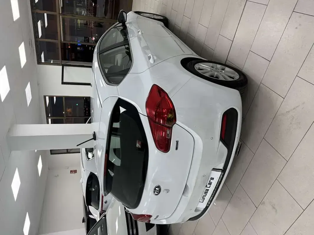Usado Kia Ceed 128 CV (94 kW) 2015 Utilitario
