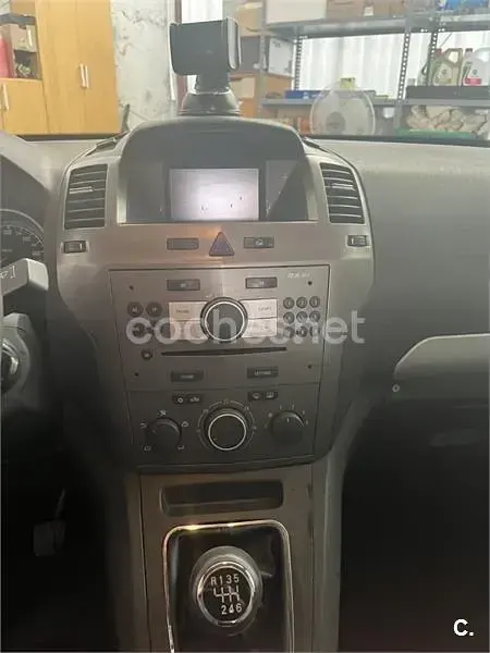 Usado Opel Zafira Cosmo 150 CV (110 kW) 2006 Negro Monovolumen