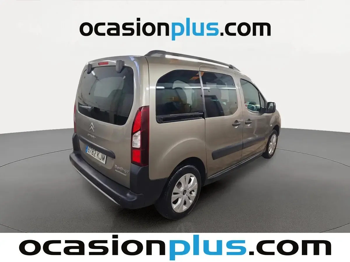 Usado Citroën Berlingo PureTech 110 CV (80 kW) 2018 Marrón Monovolumen
