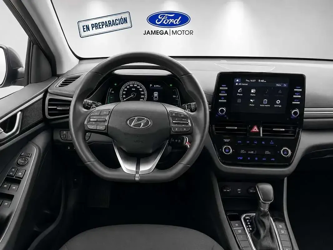 Usado Hyundai Ioniq 141 CV (103 kW) 2022 Negro Utilitario