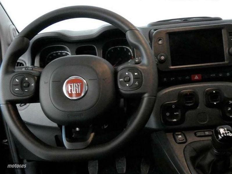 Usado Fiat Panda Cross Cross 70 CV (51 kW) 2024 Blanco Utilitario