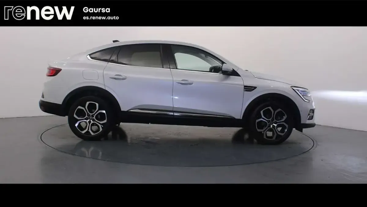 Usado Renault Arkana Zen 140 CV (102 kW) 2021 Blanco SUV