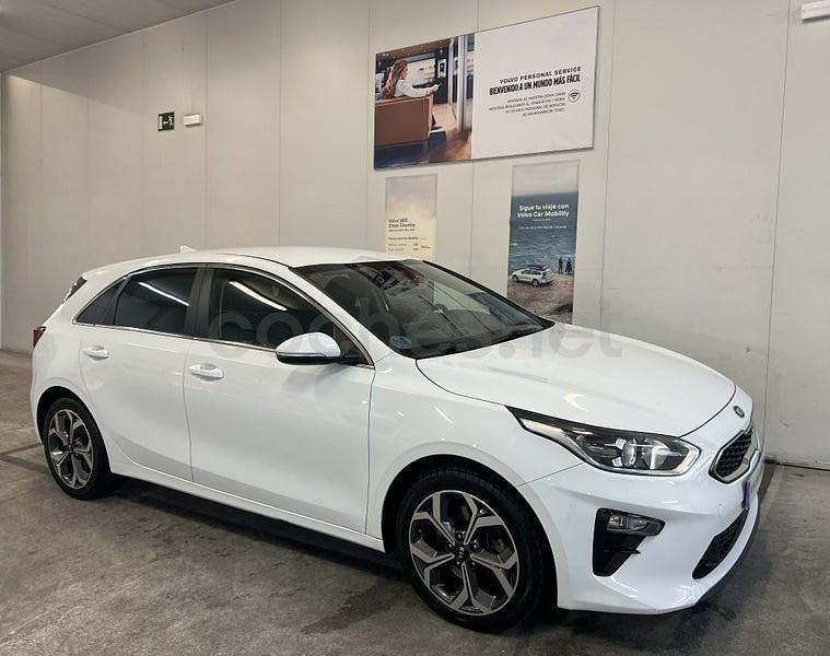 Usado Kia Ceed 136 CV (100 kW) 2019 Blanco Utilitario