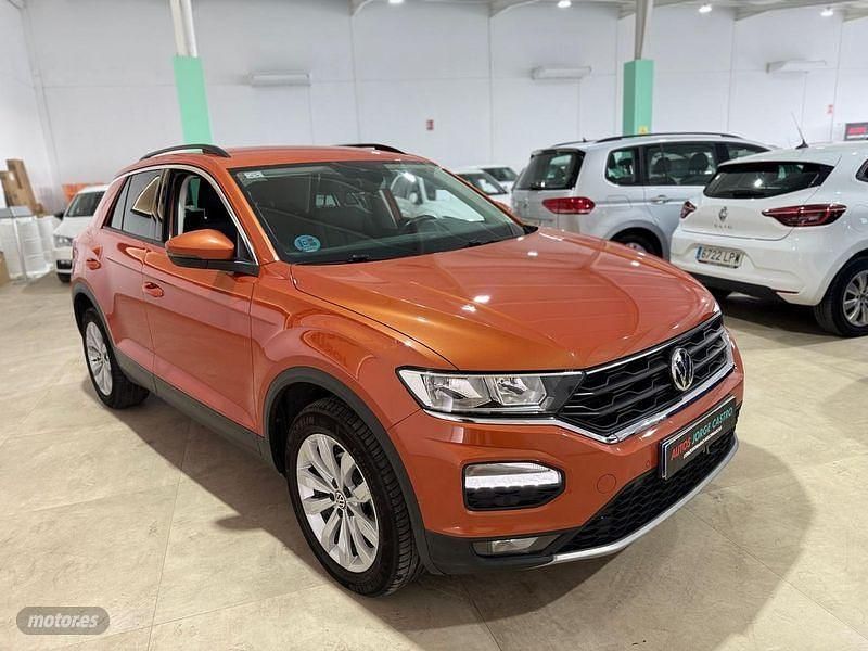 Usado VW T-Roc Advance 115 CV (84 kW) 2020 Naranja SUV