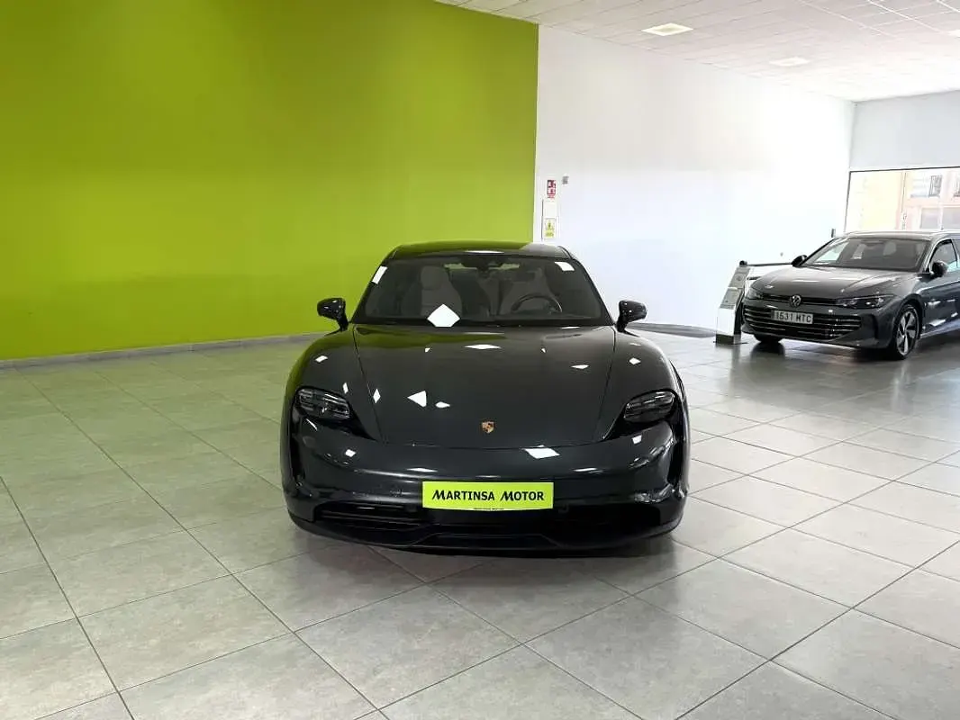 Usado Porsche Taycan 300 kW (408 CV) 2024 Negro Berlina