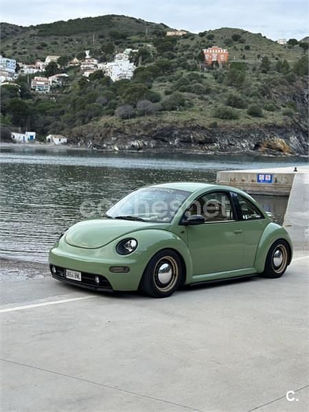 Usado VW New Beetle 90 CV (66 kW) 2001 Verde Utilitario