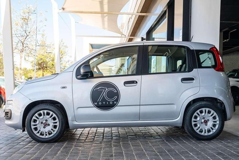 Usado Fiat Panda Easy 69 HP (50 kW) 2018 Cinzento Citadino