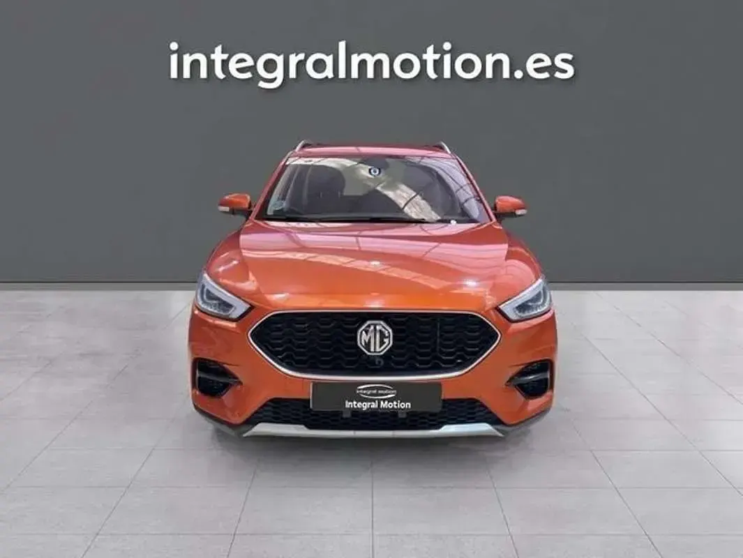 Usado MG ZS Comfort 116 CV (85 kW) 2025 Naranja SUV