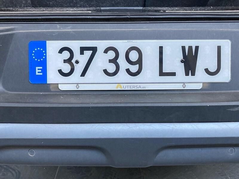 Usado Renault Kadjar Zen 140 CV (102 kW) 2022 Rojo SUV
