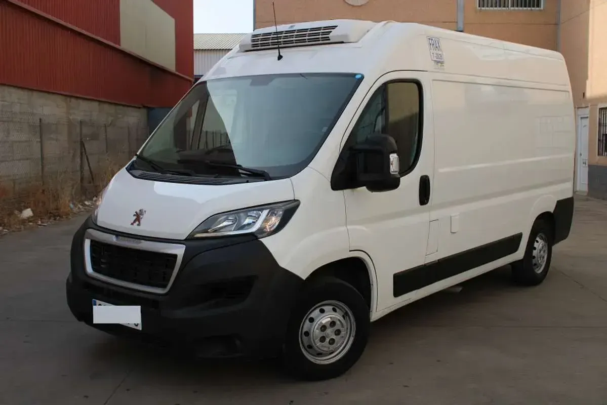 Usado Peugeot Boxer 110 CV (80 kW) 2019 Blanco Van