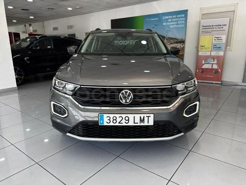 Usado VW T-Roc Advance 150 CV (110 kW) 2021 Gris / plata SUV
