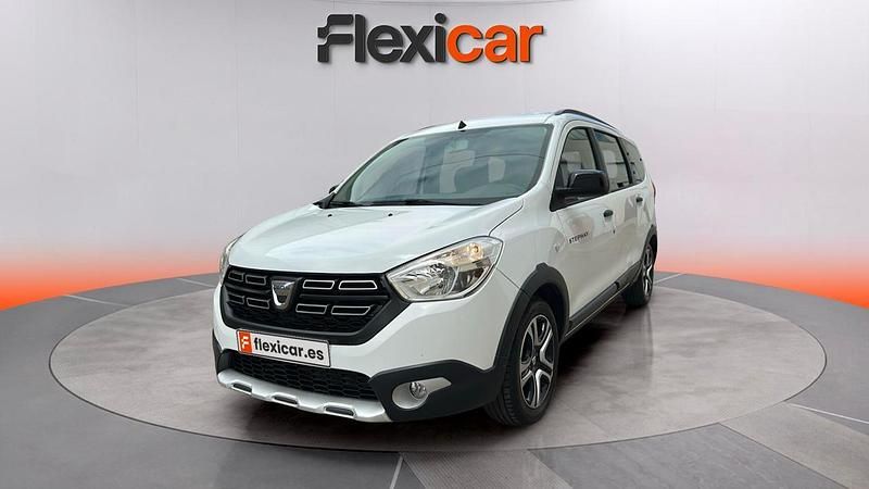 Usado Dacia Lodgy 116 CV (85 kW) 2021 Blanco Monovolumen