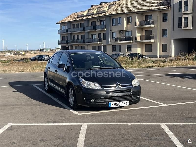 Negro Usado 2006 Citroën C4 Exclusive Berlina | 3000 € (Precio justo) - Imagen 1/4