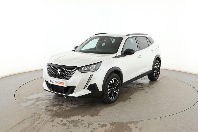 Usado Peugeot 2008 Allure 101 CV (74 kW) 2023 Blanco SUV